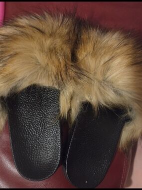 Faux Fur Black Slide Sandals with Tan Fur Trim